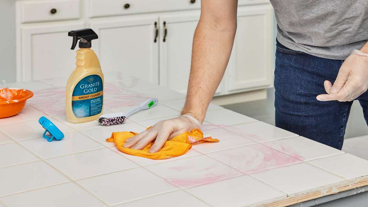 Tips for maintaining and cleaning tiles