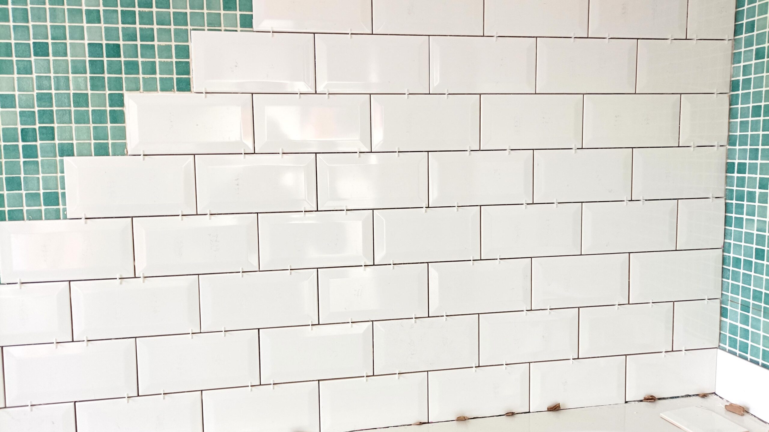 How to Tiling Over Existing Tiles