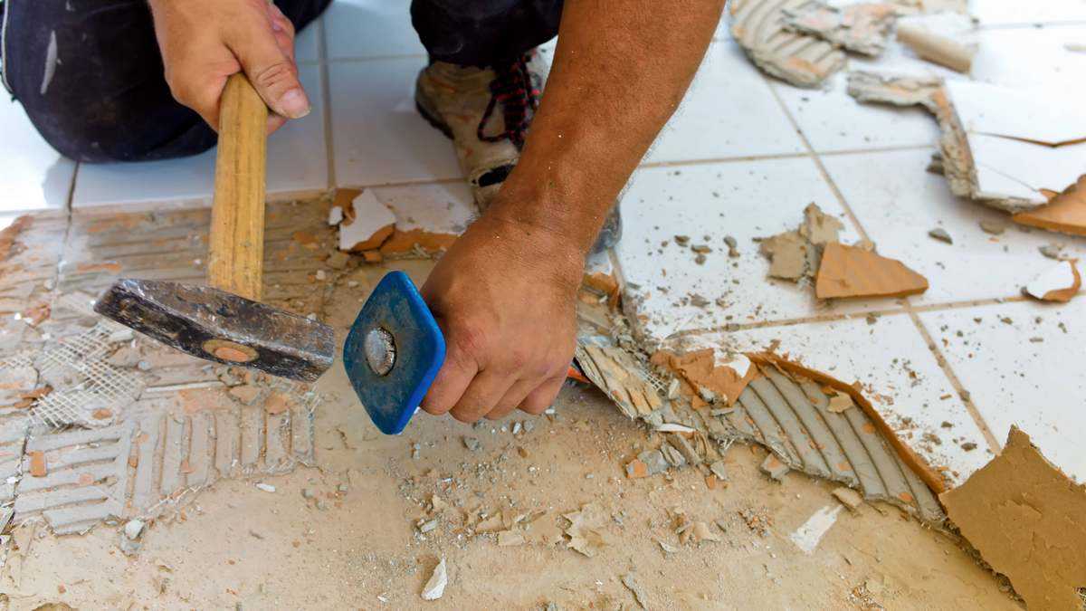 How to Remove Tile Floor